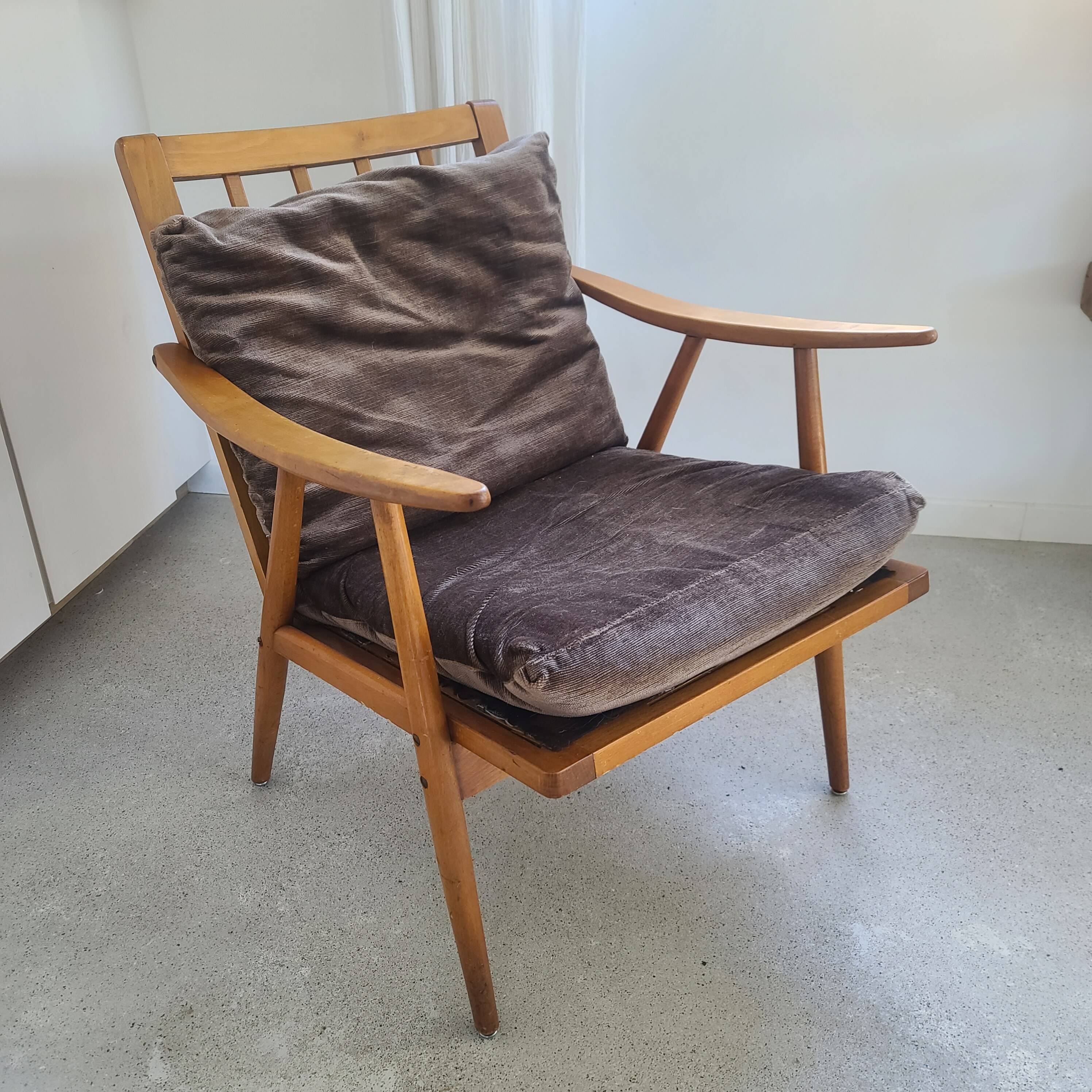 Boomerang Chair Thonet