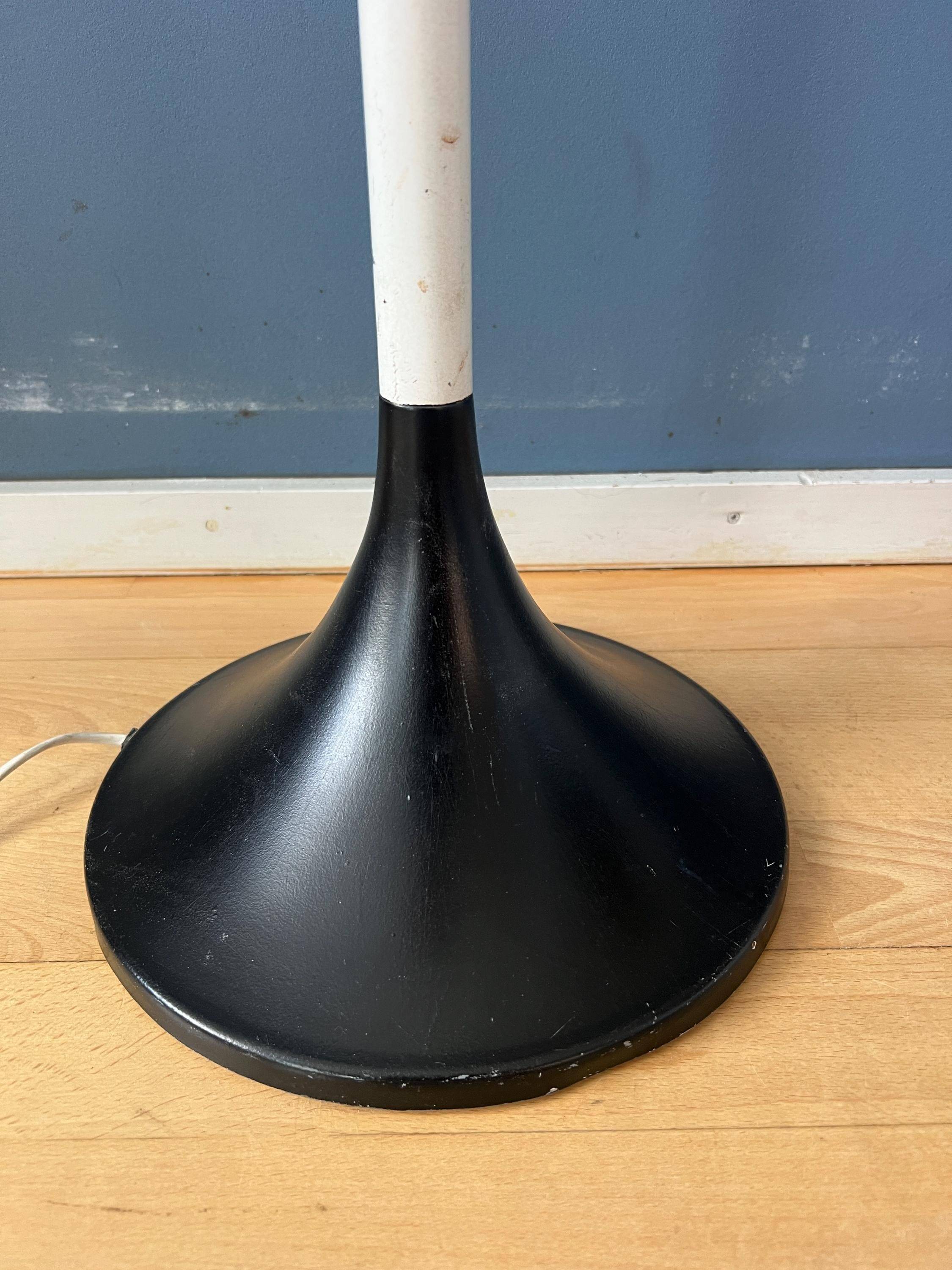 Vintage white floor lamp in Guzzini Space Age Mid-Century style