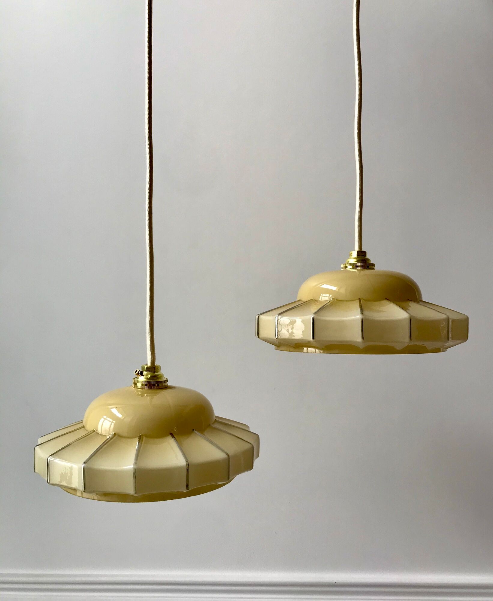 Pair of suspensions in opaline glass cream and silver border art deco 30s