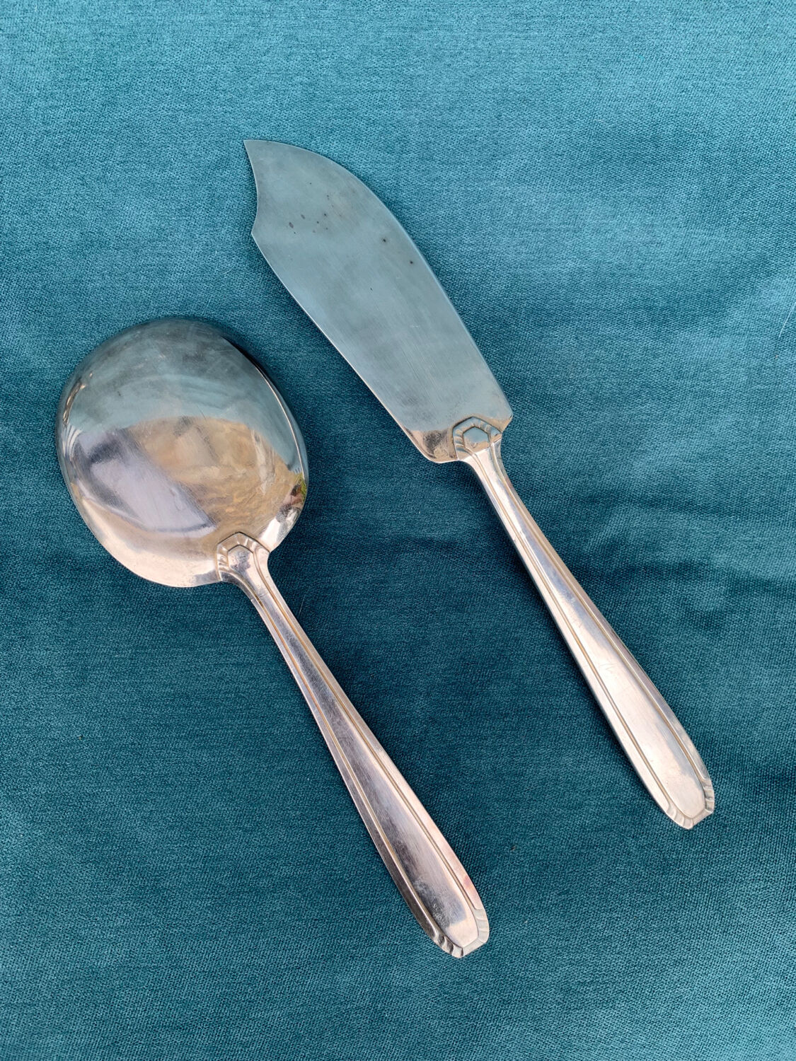 Poincon silver metal pie and cake shovel