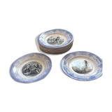 Lot 11 dessert plates