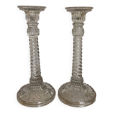 Paire d’anciens bougeoirs verre moulé