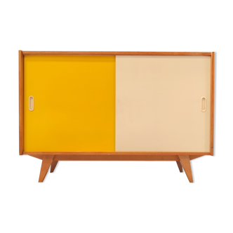 Buffet U 452 Yellow by Jiri Jiroutek for Interier Praha 1960