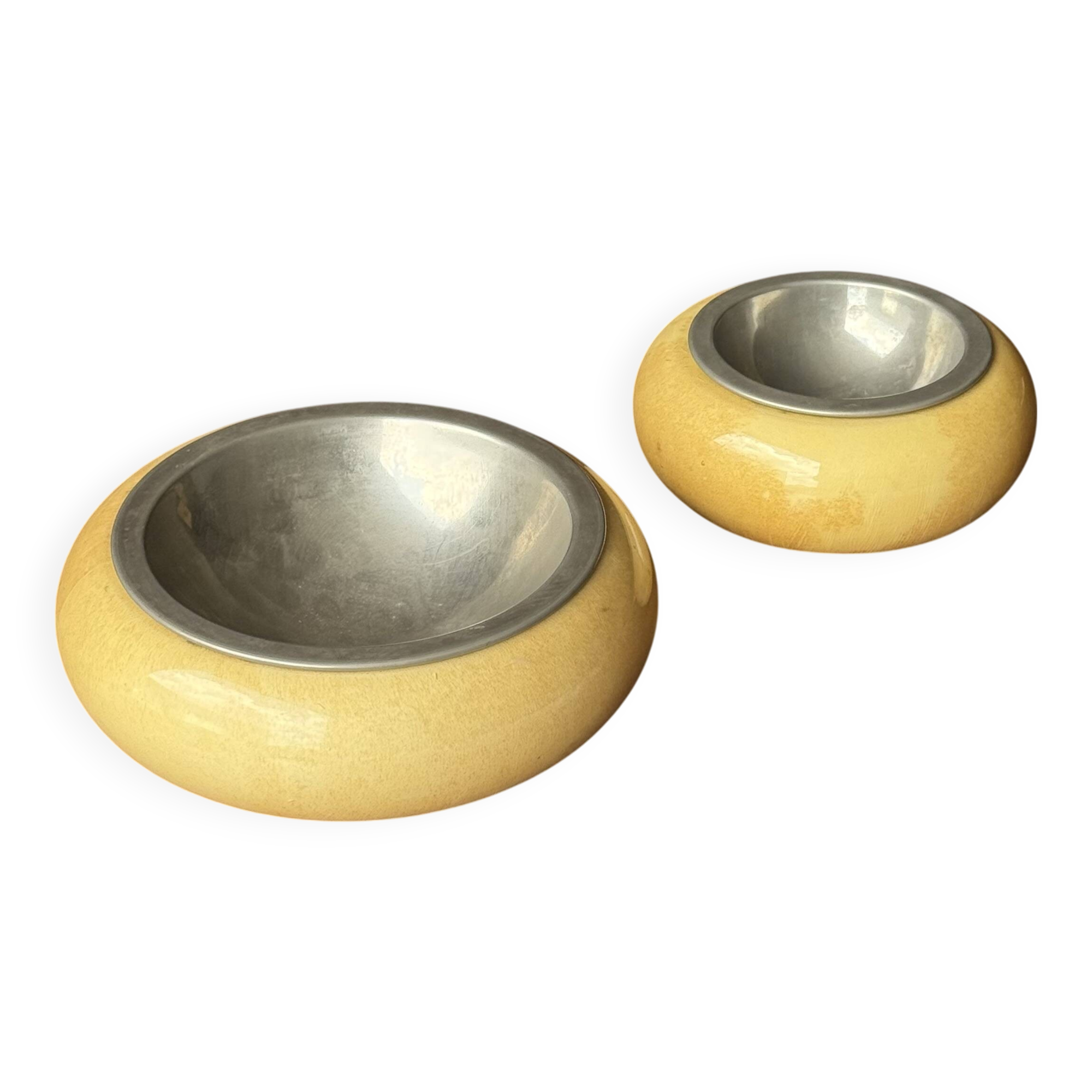 Set of two Aldo Tura bowls in goatskin and brass