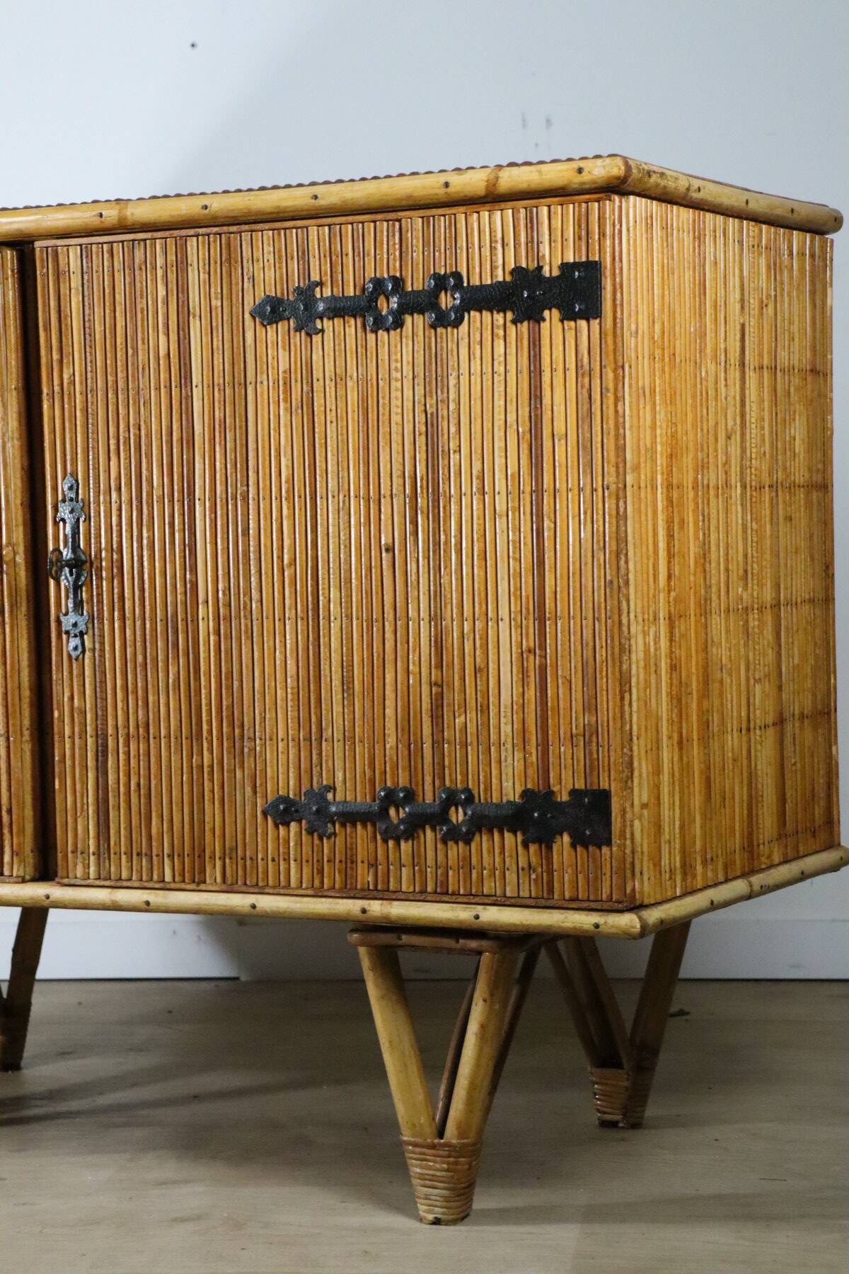 Vintage woven rattan sideboard - 1960