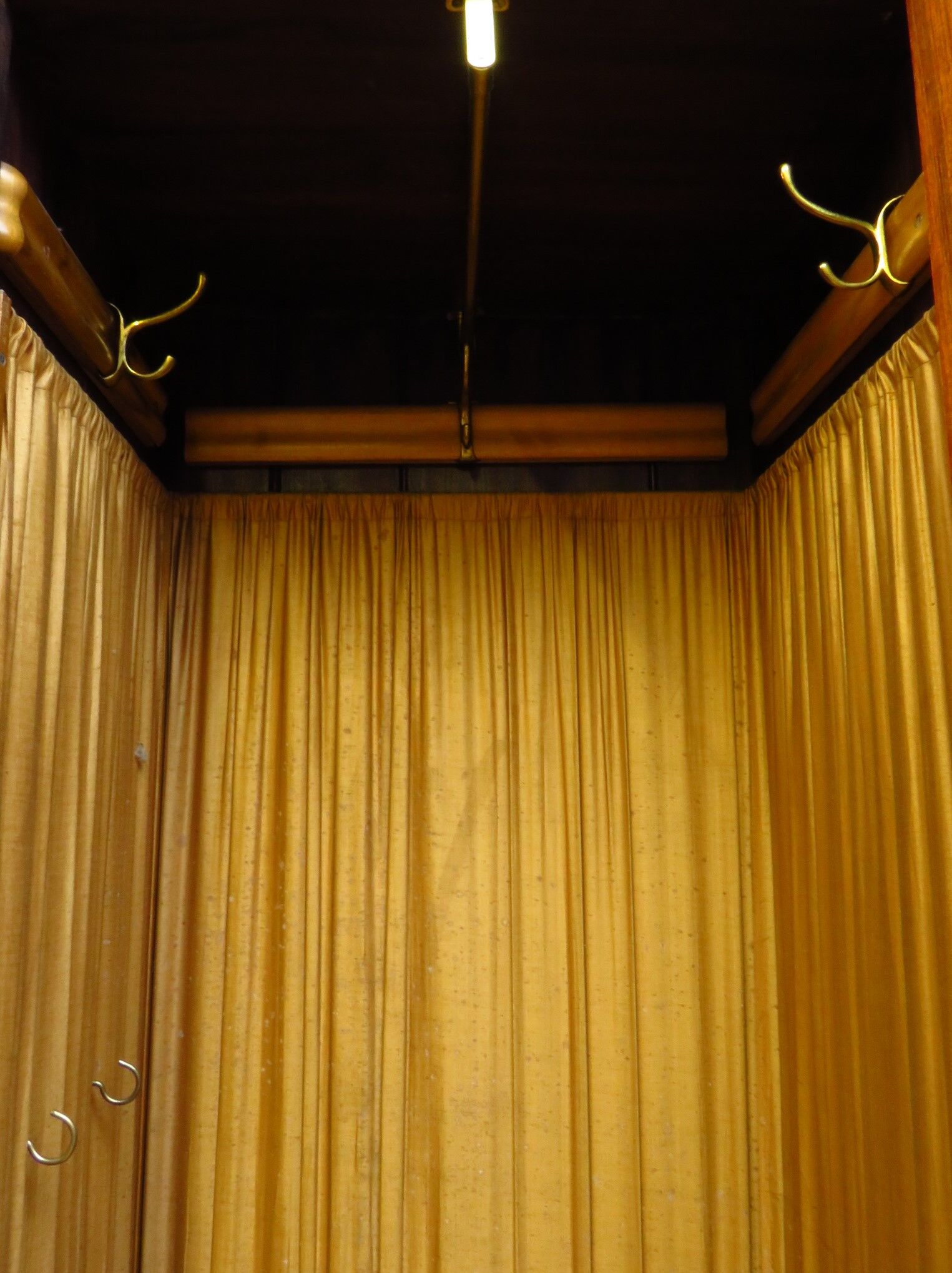 Walnut compactum wardrobe with mirror
