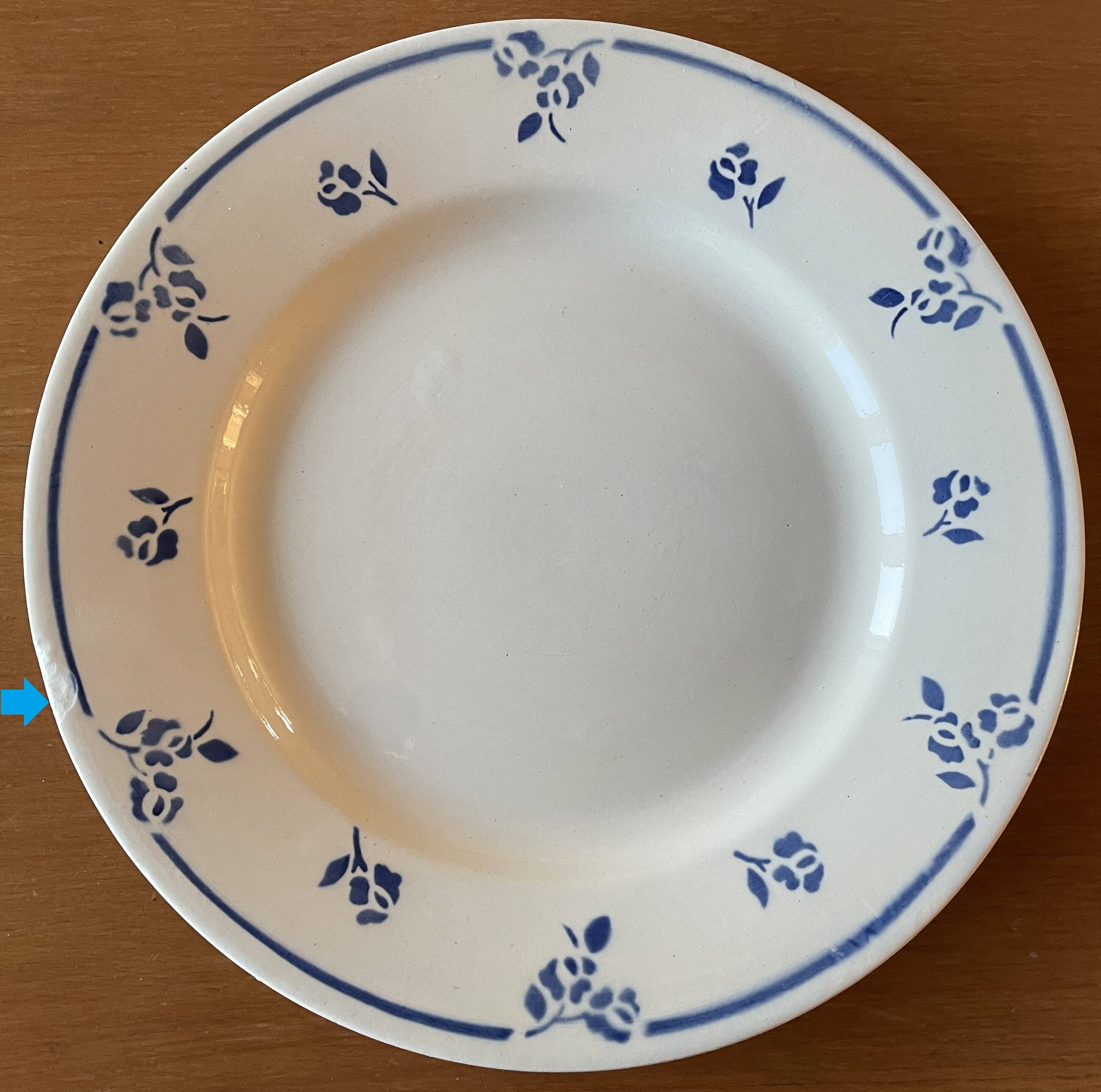 6 antique flat plates in Sarreguemines earthenware