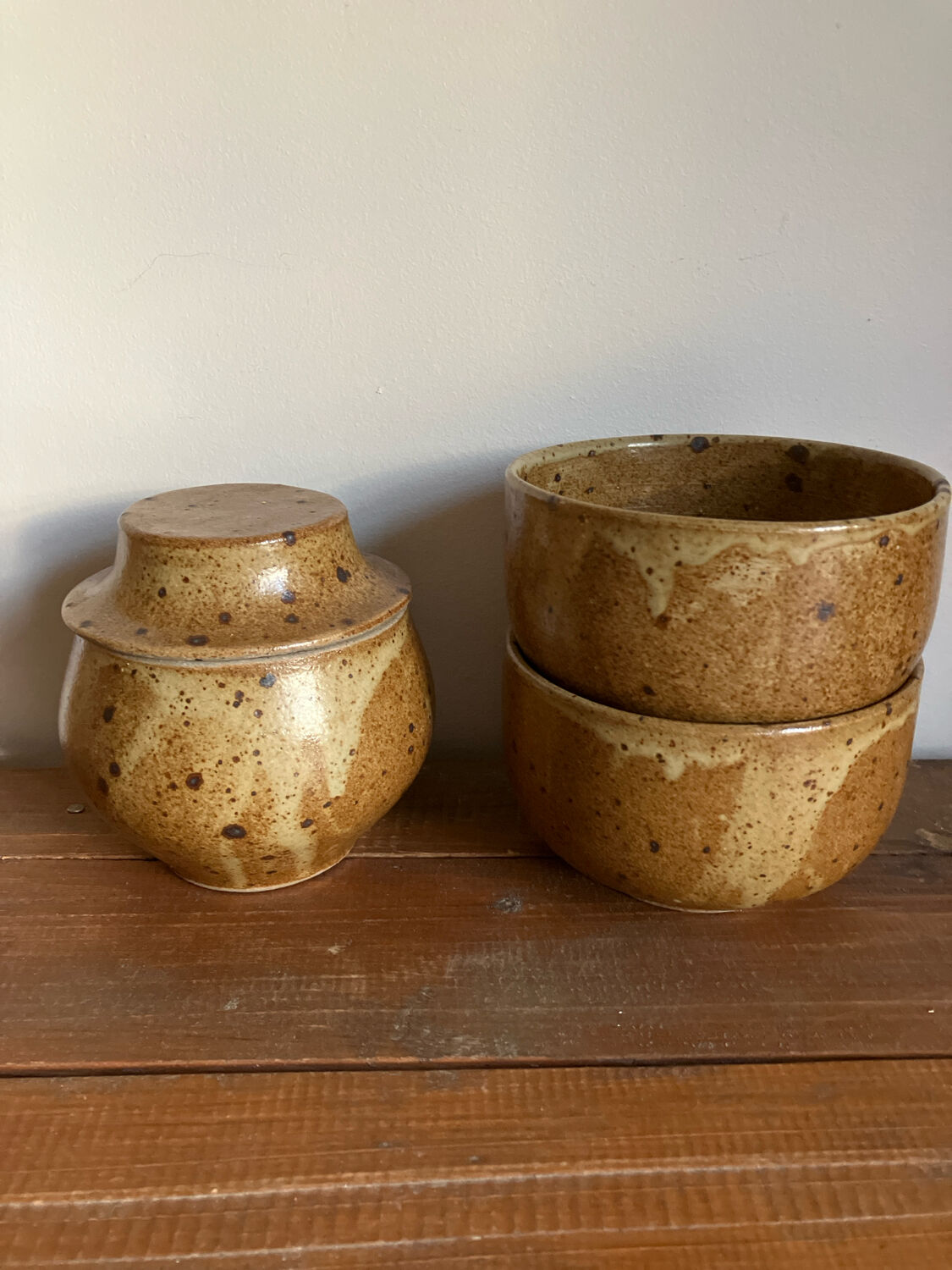 2 bowls and a sugar bowl