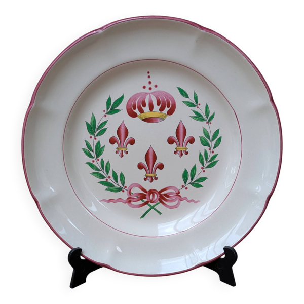 Ancienne assiette avec blasons et armoiries Saint Clément France