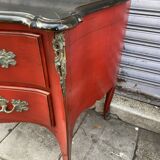 Comfortable louis XV serated