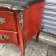 Comfortable louis XV serated