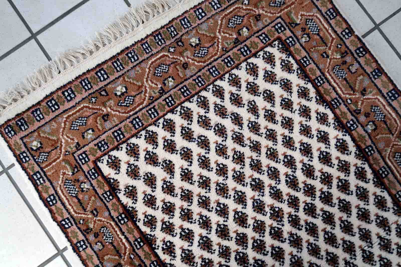 Vintage indian carpet seraband handmade 73cm x 140cm 1970s