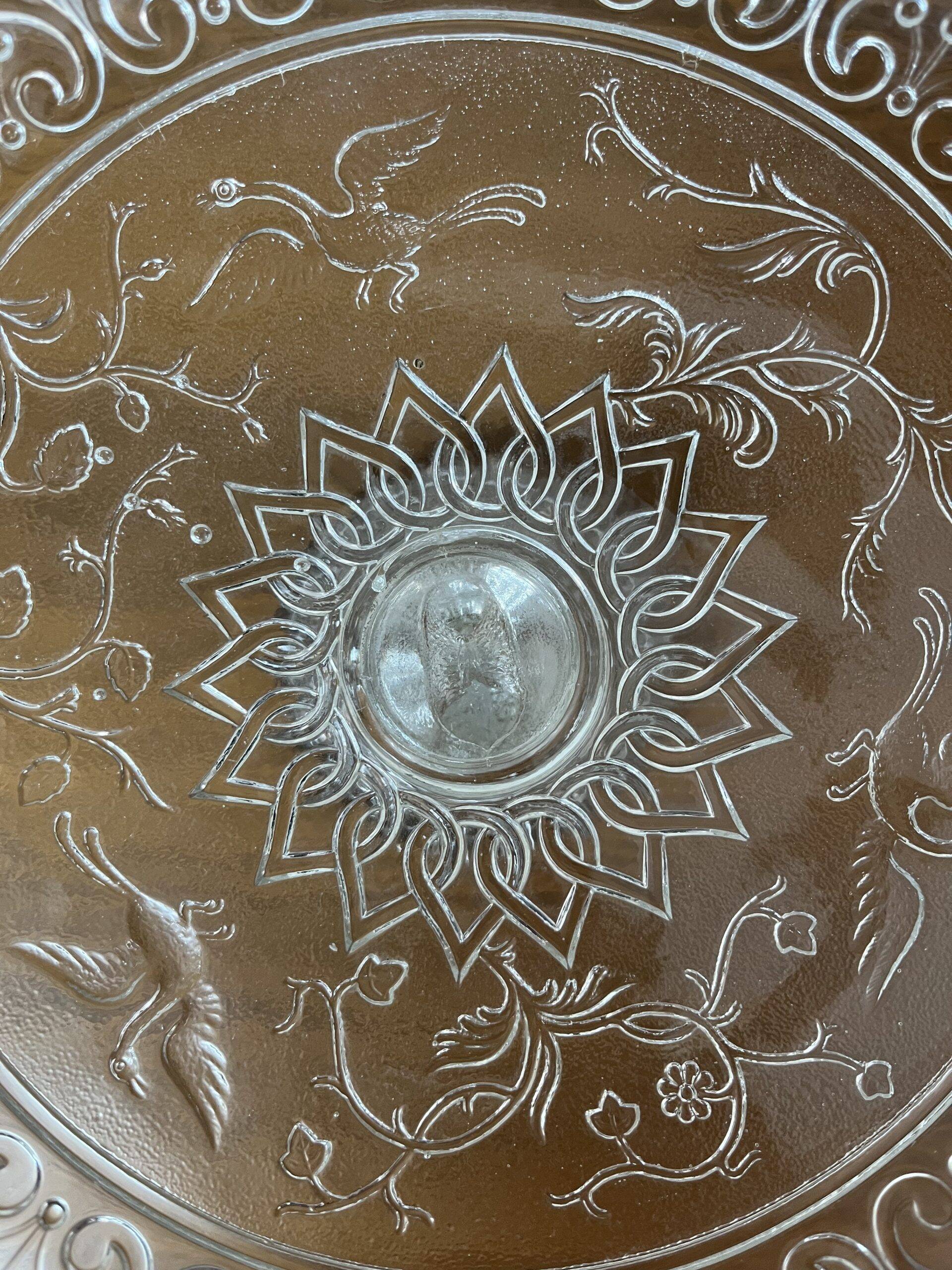 Glass fruit bowl on foot