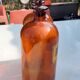 Paire de flacons a pharmacie en verre marron