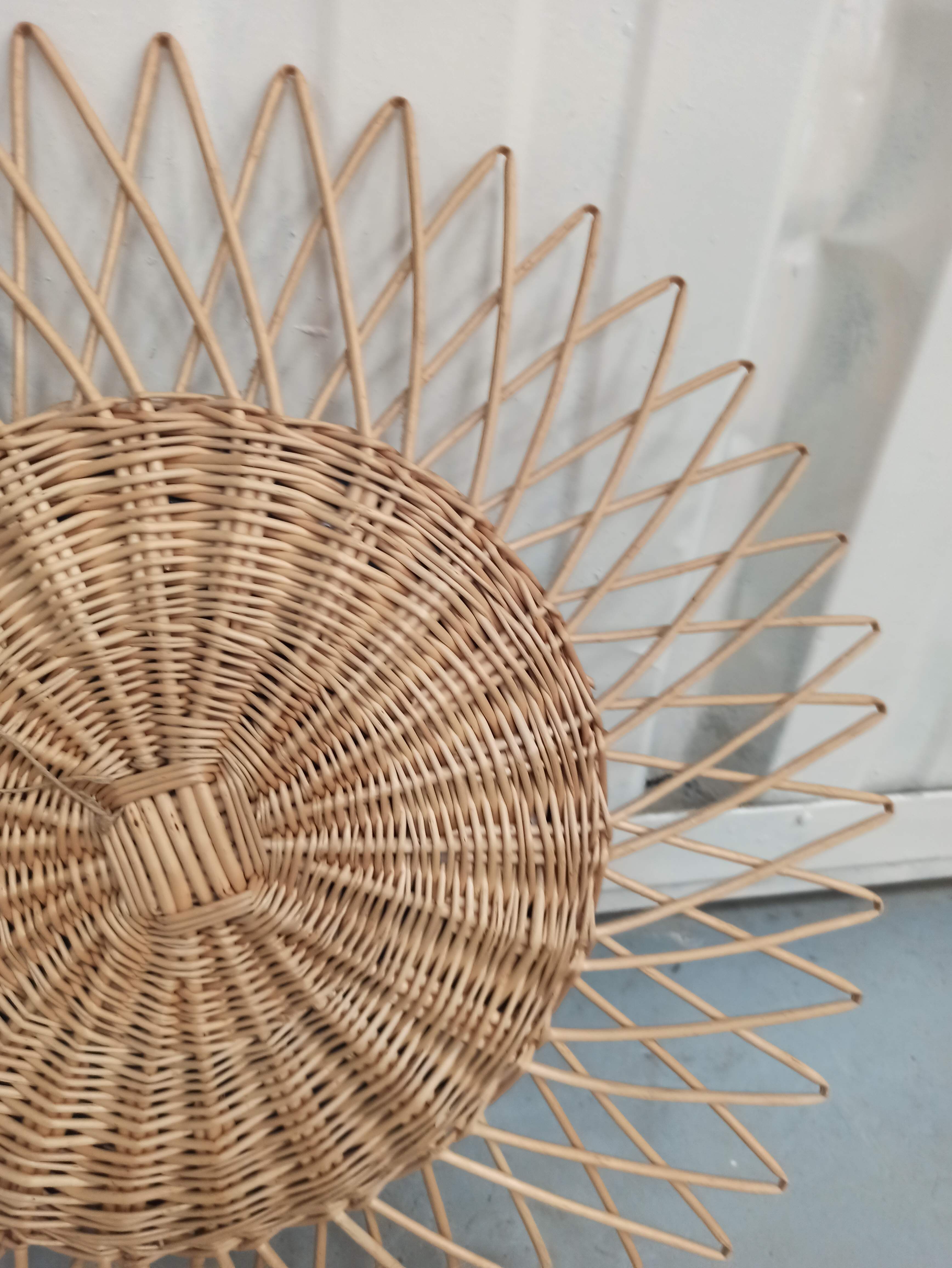 Round rattan sun mirror - 48cm