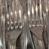 12 silver-plated metal table forks by Ercuis silversmiths, Mousseline pattern