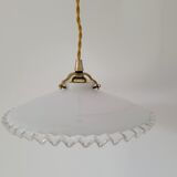 Serrated opaline suspension