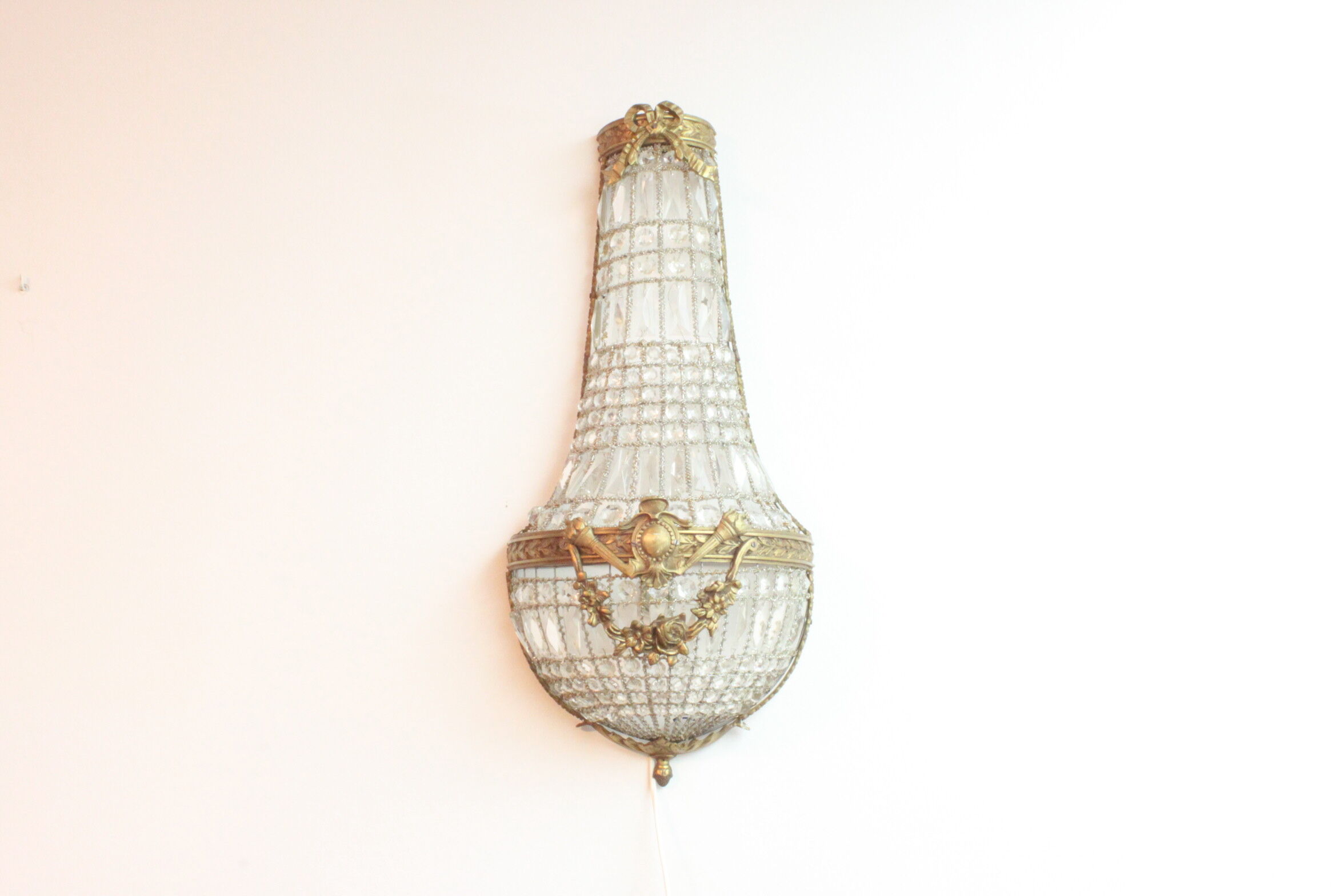 Sac a perles montgolfière wall sconces, 1940