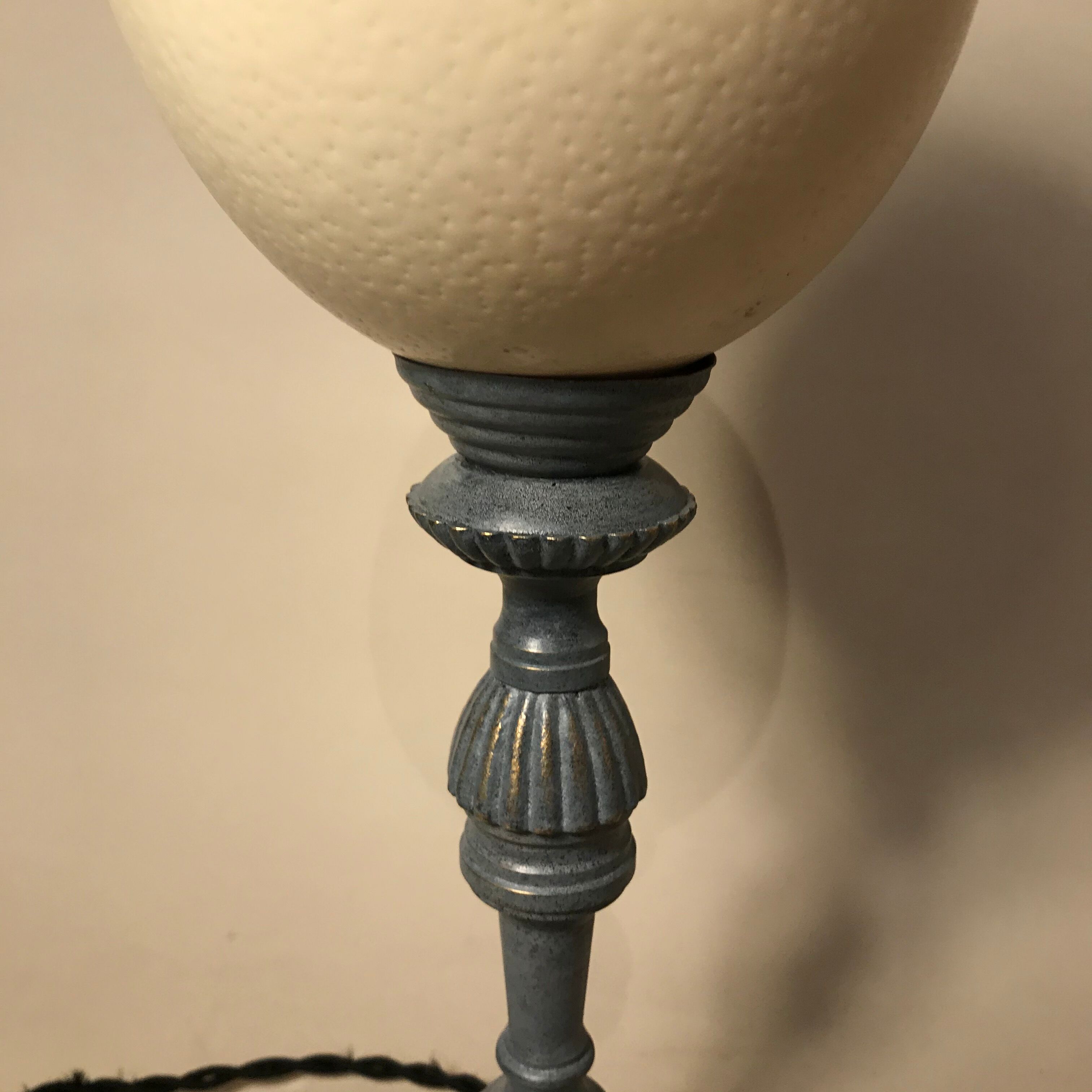 Vintage ostrich egg laying lamp