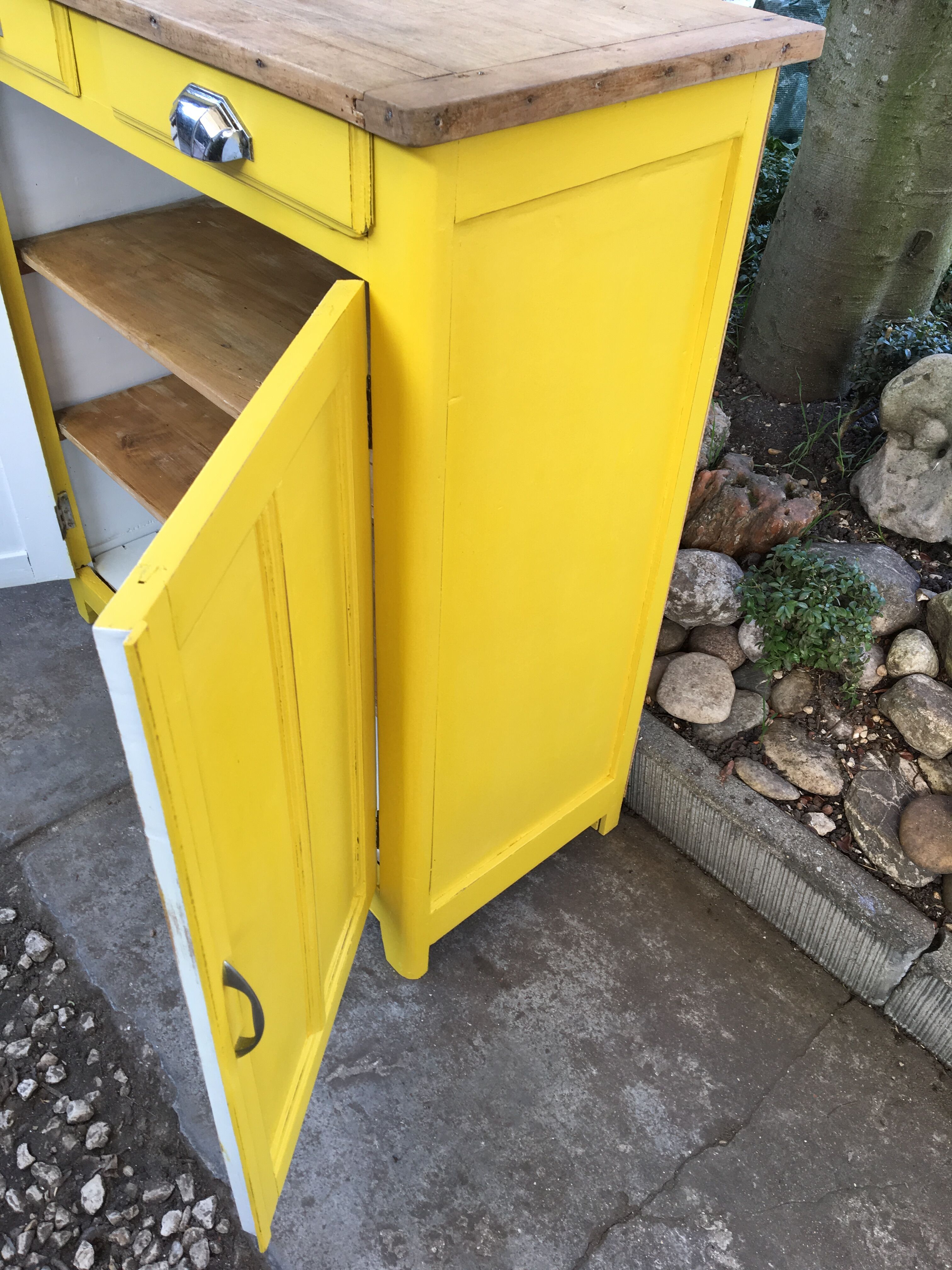 Former parisian buffet