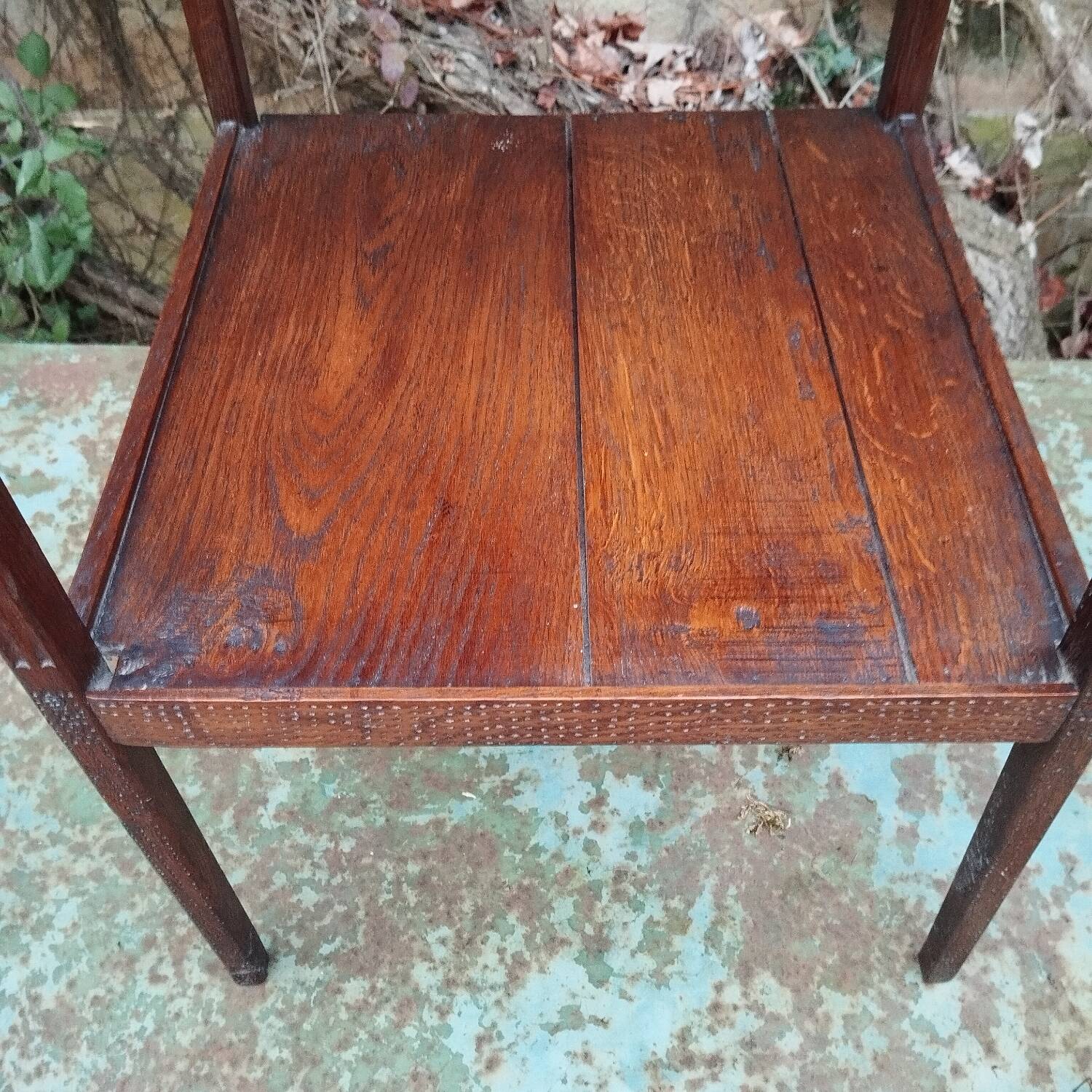 Guéridon table de chevet d'appoint art populaire