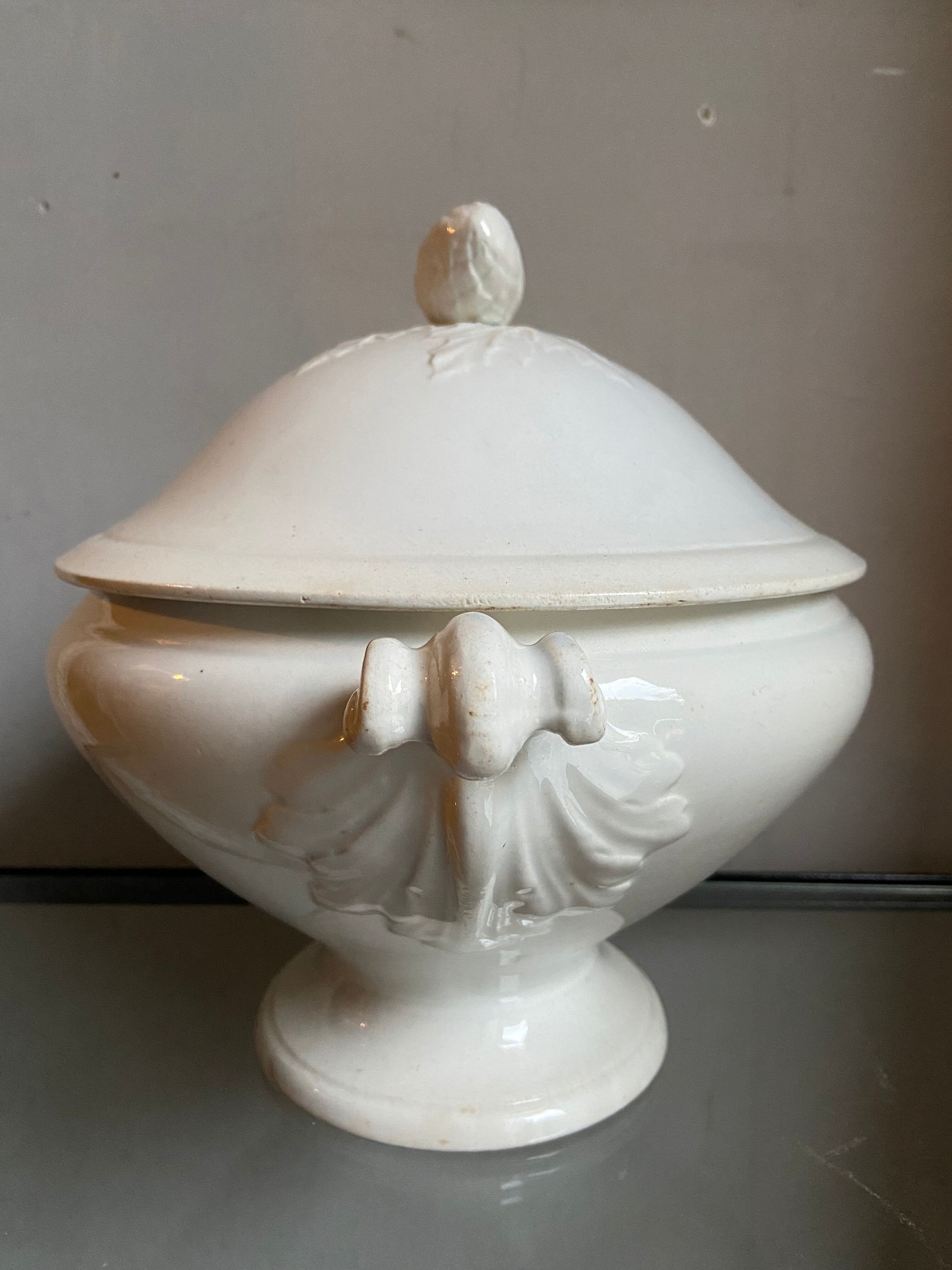 Soupière en Faïence blanche de Lunéville XIXème Siècle