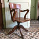Fauteuil de bureau à balance américain en bois
