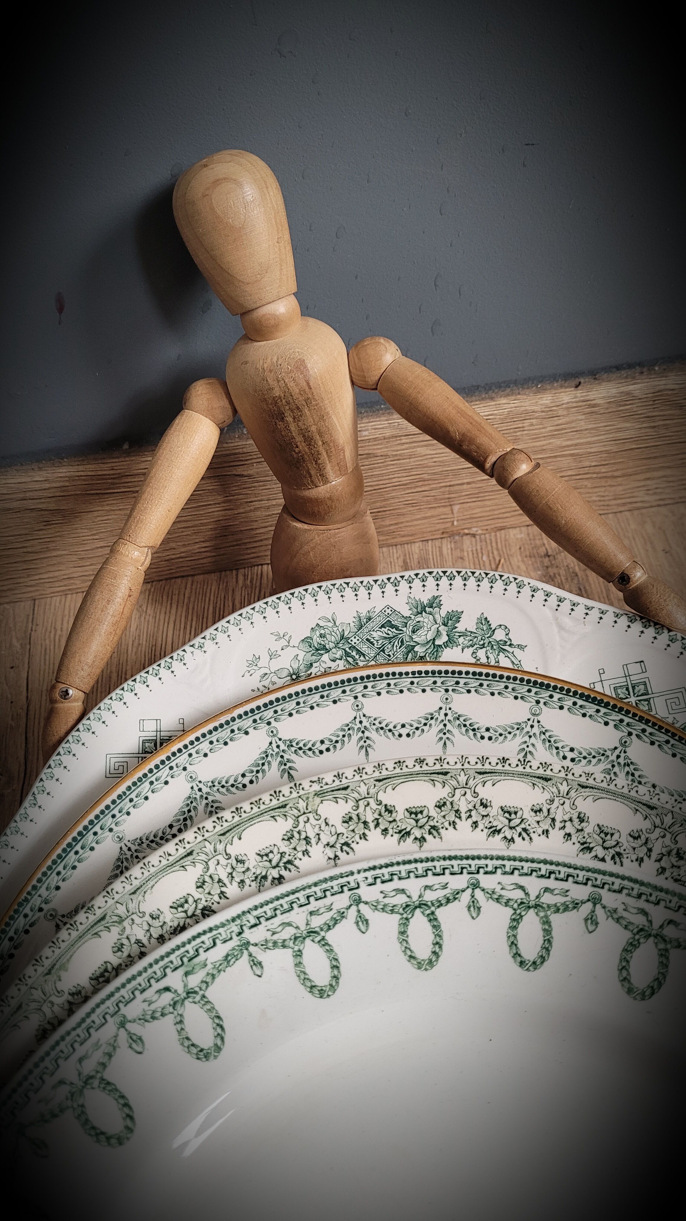 Set of 4 mismatched green plates