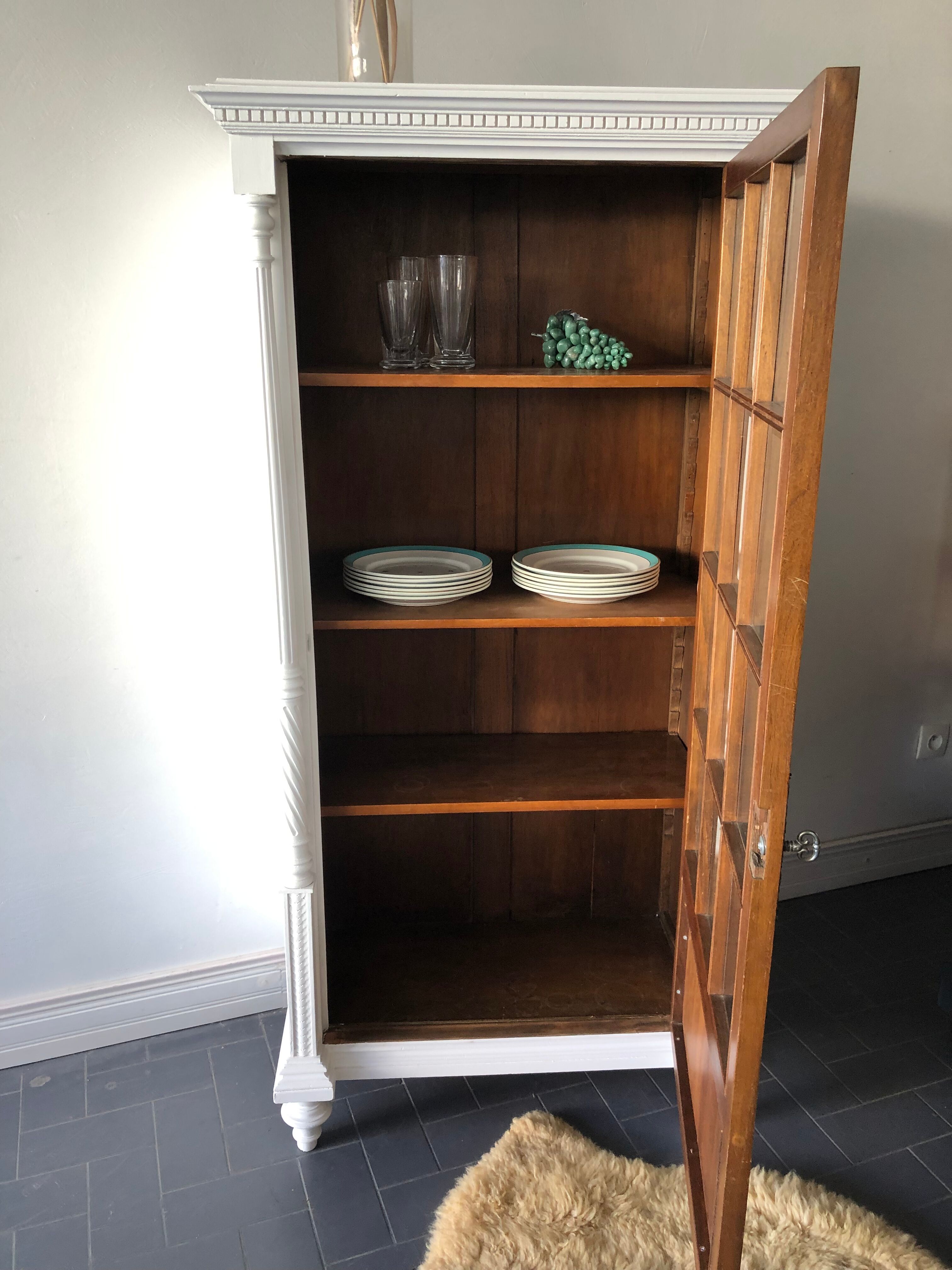 Glass cabinet, chic country cloaker