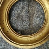 Round frame gilded wood Renaissance Italy leaf