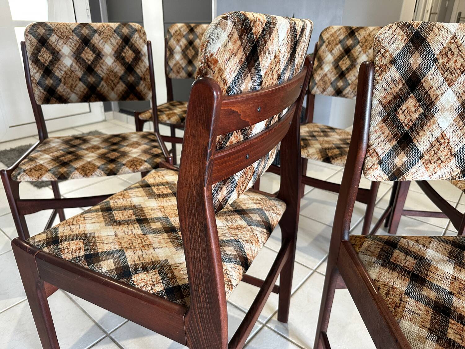Set of 6 vintage Scandinavian chairs from the 1970s
