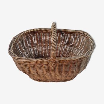 Old wicker basket with handle