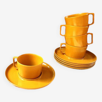 Yellow 70s melamine cups