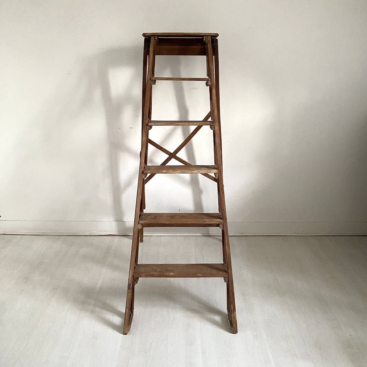Vintage 1950s step stool