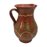 Vintage pitcher in glazed terracotta and polychrome décor