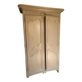Provencal wardrobe