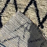 small beni ouarain berber rug