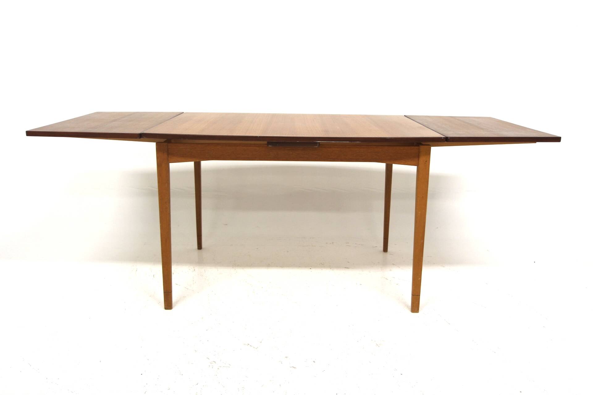 Table de salle à manger "portefeuille" en teck, Suède, 1960