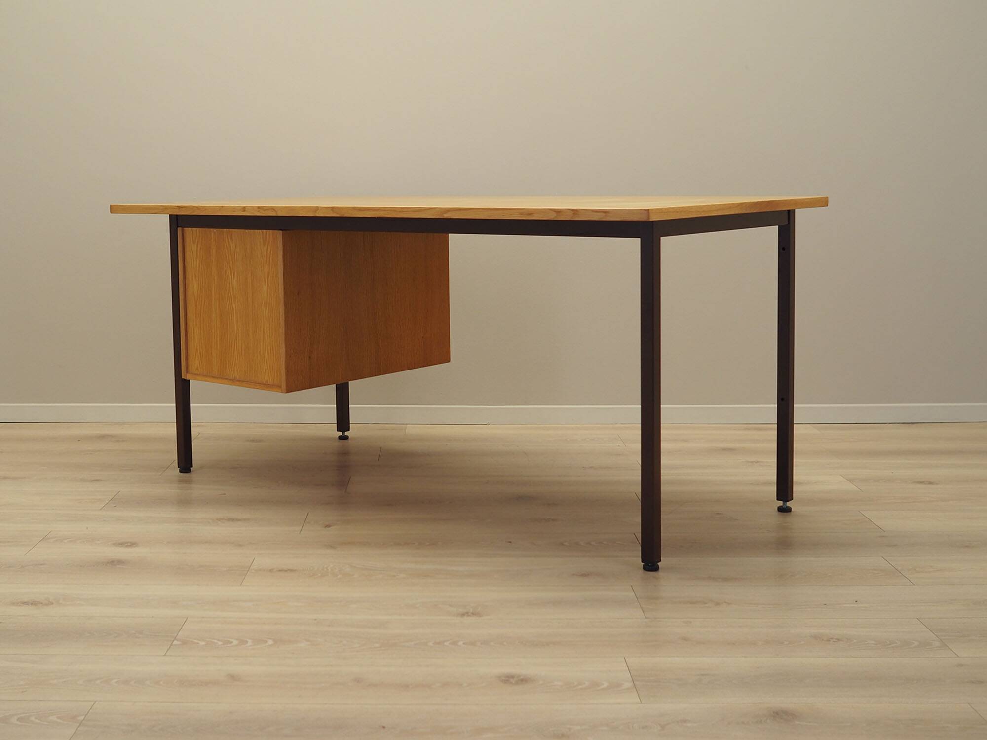 Ash desk, Danish design, 1970s, production: Denmark
