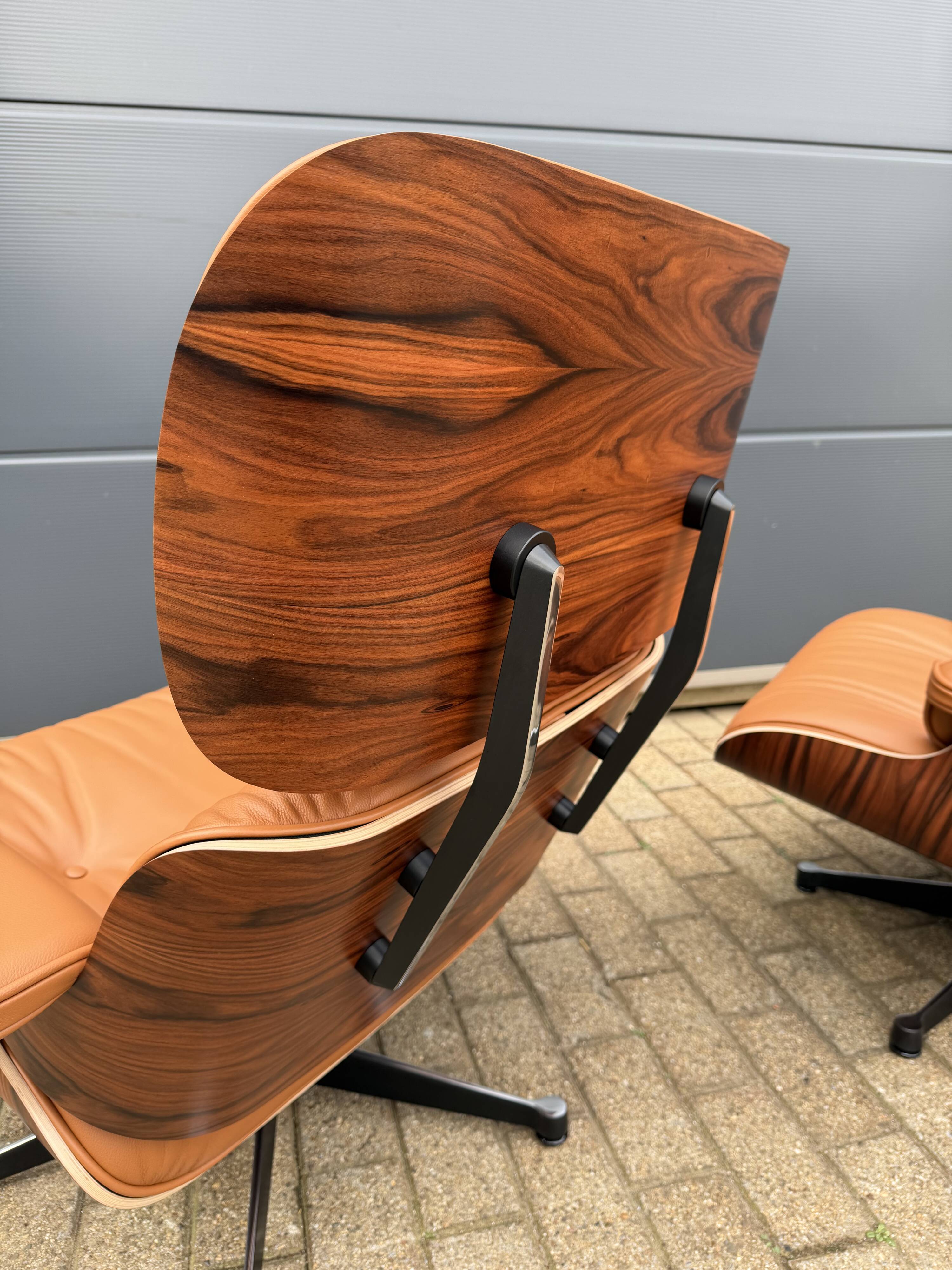 Vitra Eames Lounge Chair XL + Ottoman, Cognac leather & Santos Rosewood