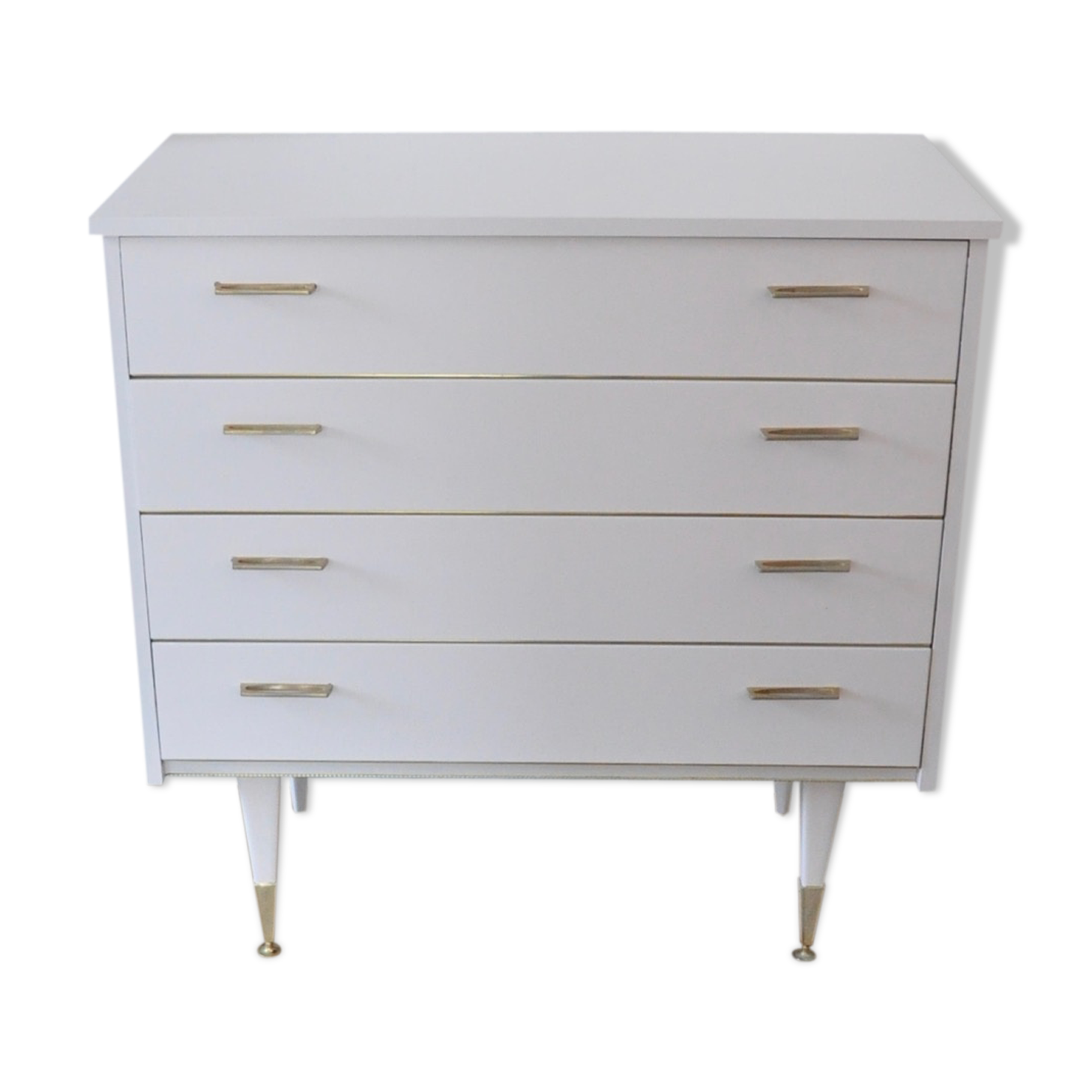 Dresser nude and gold