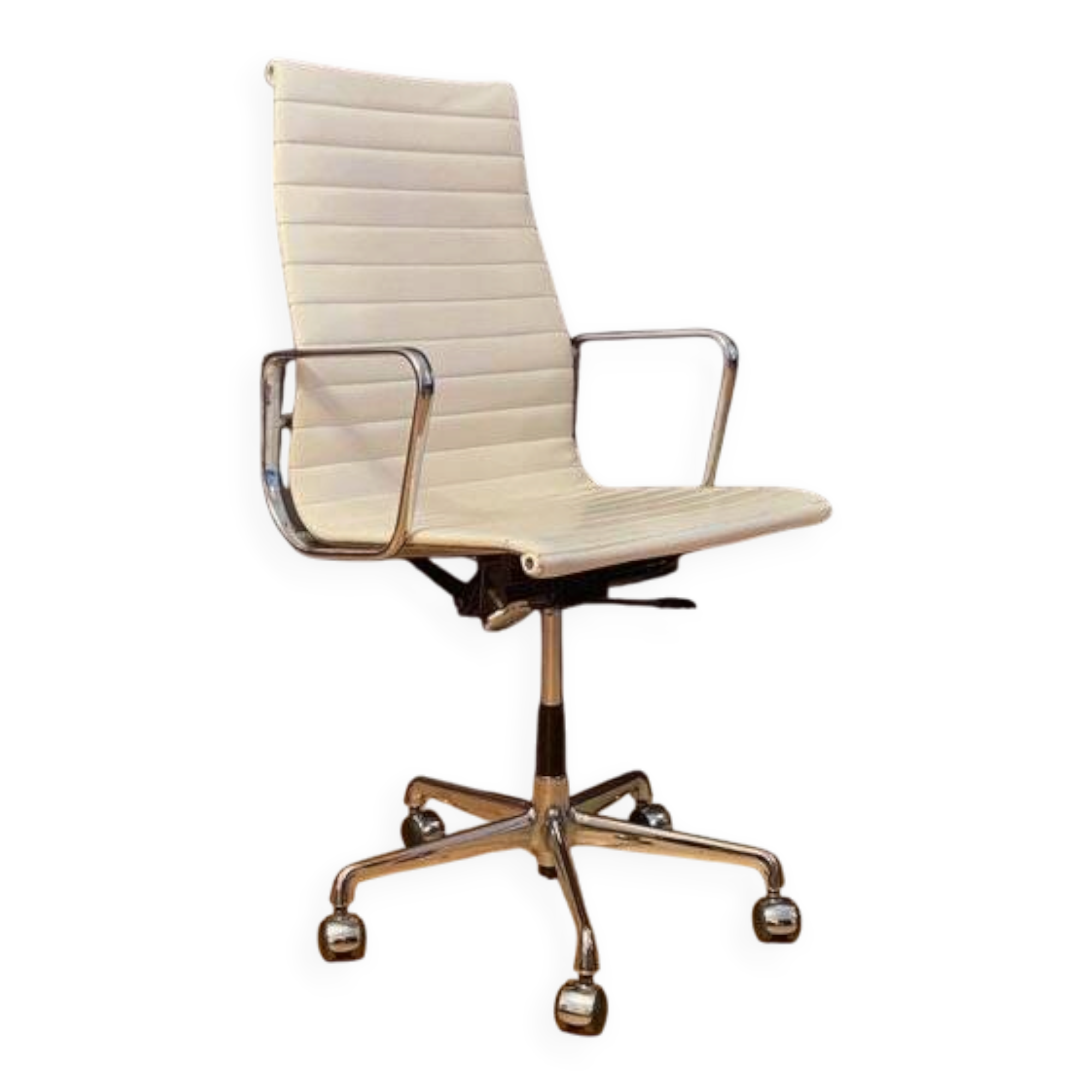 EA 119 swivel armchair by Charles and Ray Eames for Herman Miller, 1970s