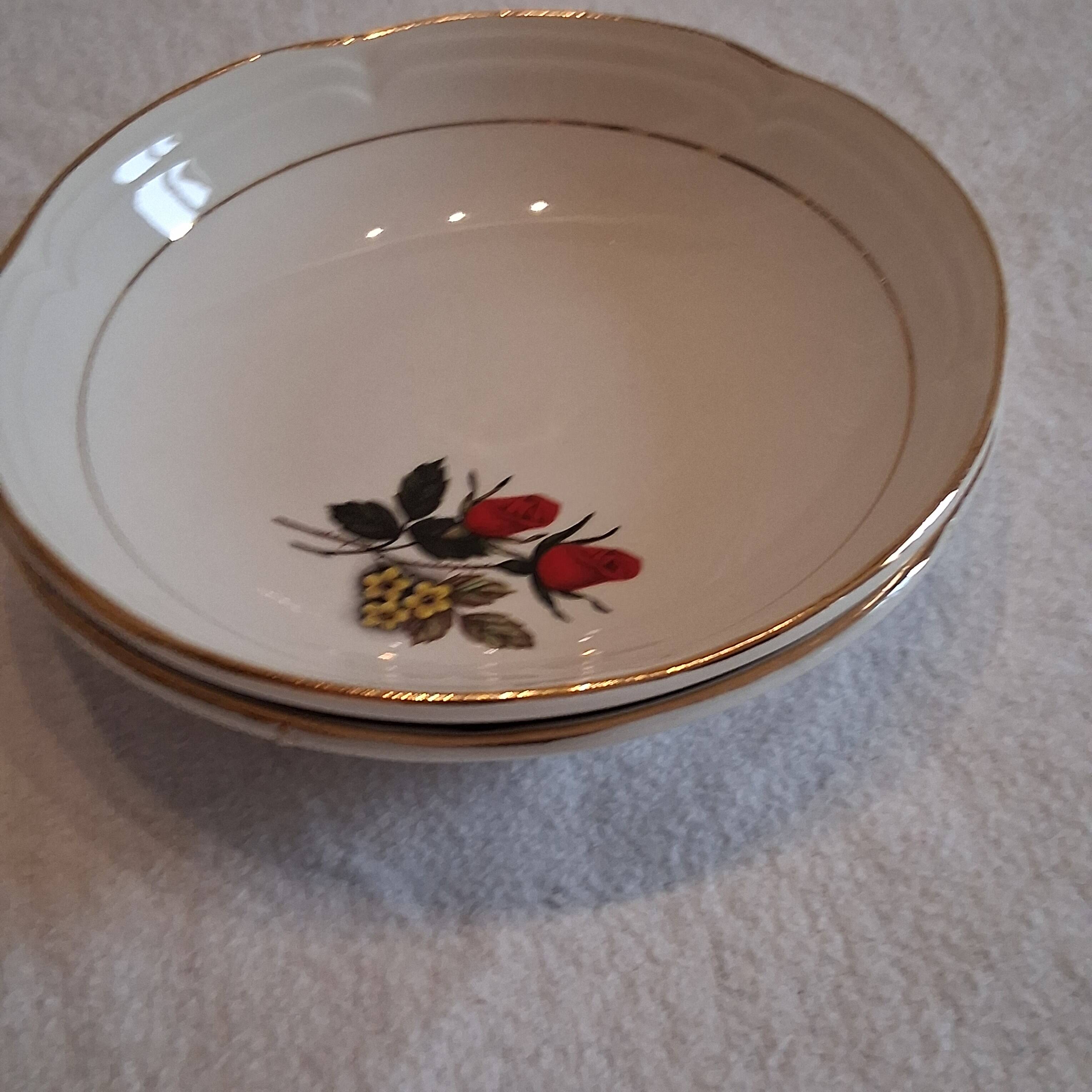 2 bowls/bread plates from Moulin des Loups model "Carmen" in