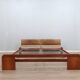 Lit Stildomus en noyer et cuir des années 1970, design attribué à Tobia Scarpa