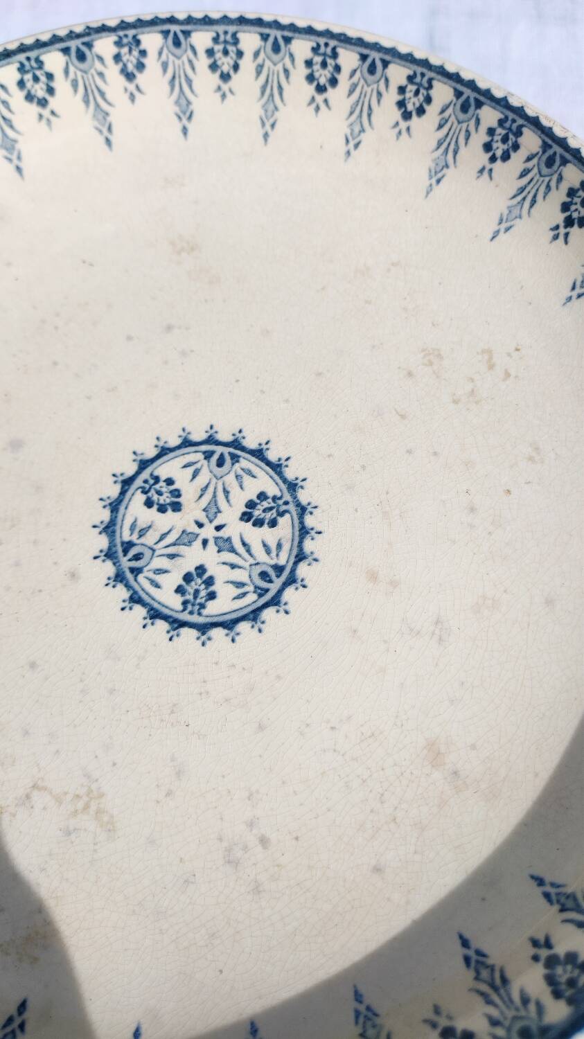 Sarreguemines & Digoin Compote Dish