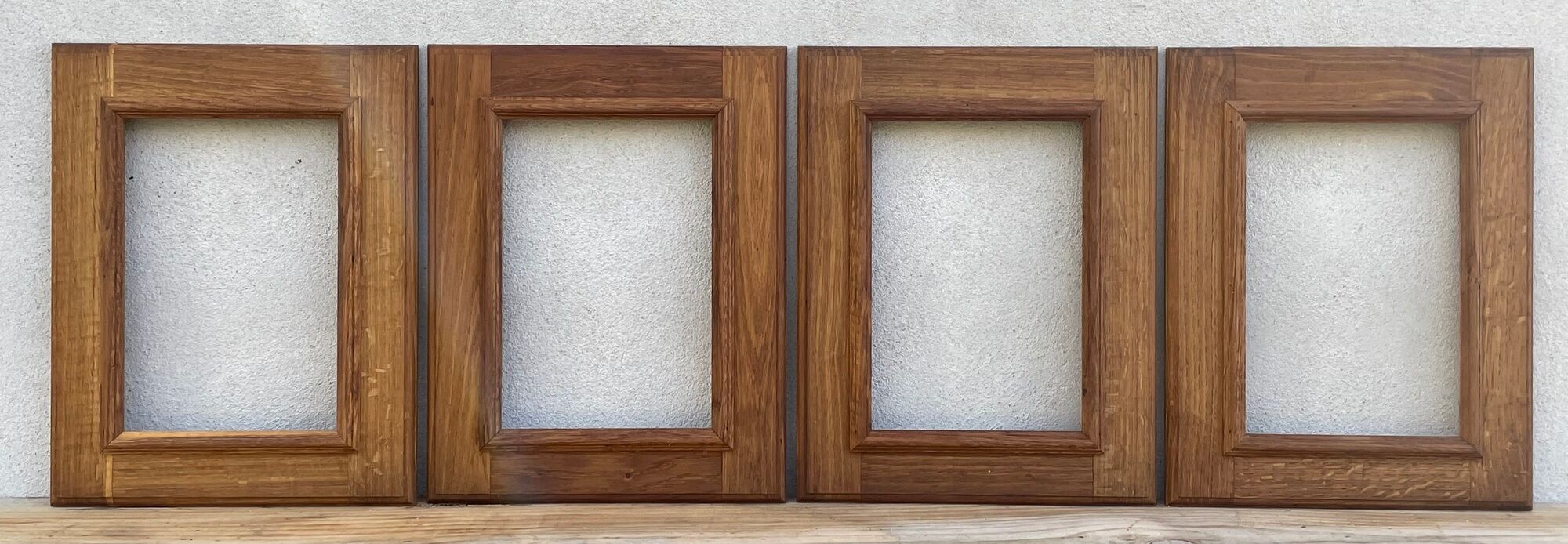 Set of 4 identical frames oak wood from artist stock