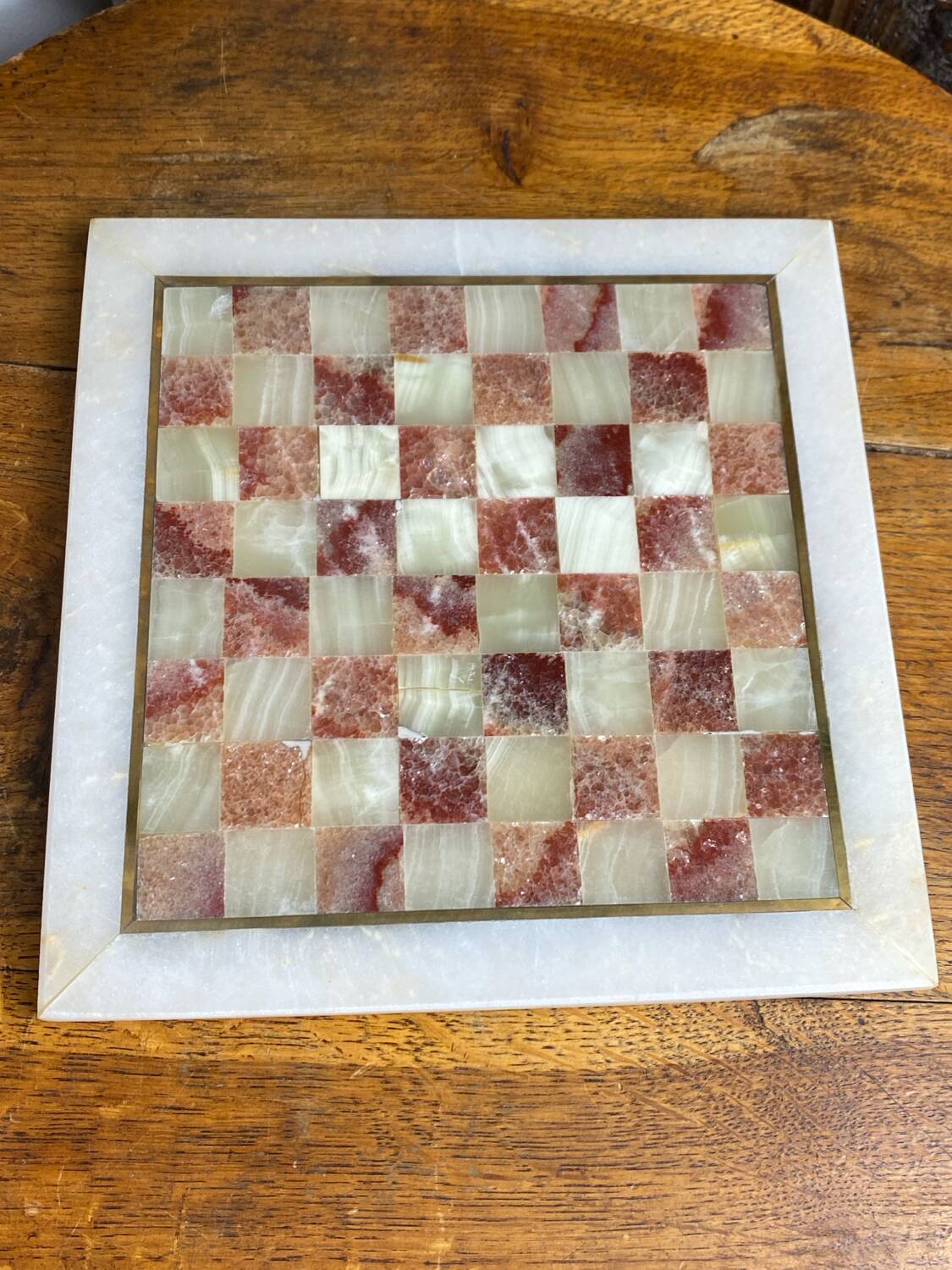 Marble and onyx chess set