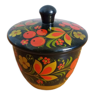 Russian Khokhloma round box in painted wood