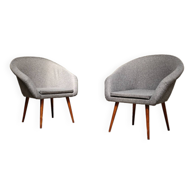 Paire de fauteuils restaurés tissu gris par Miroslav Navratil, Tchécoslovaquie 1960