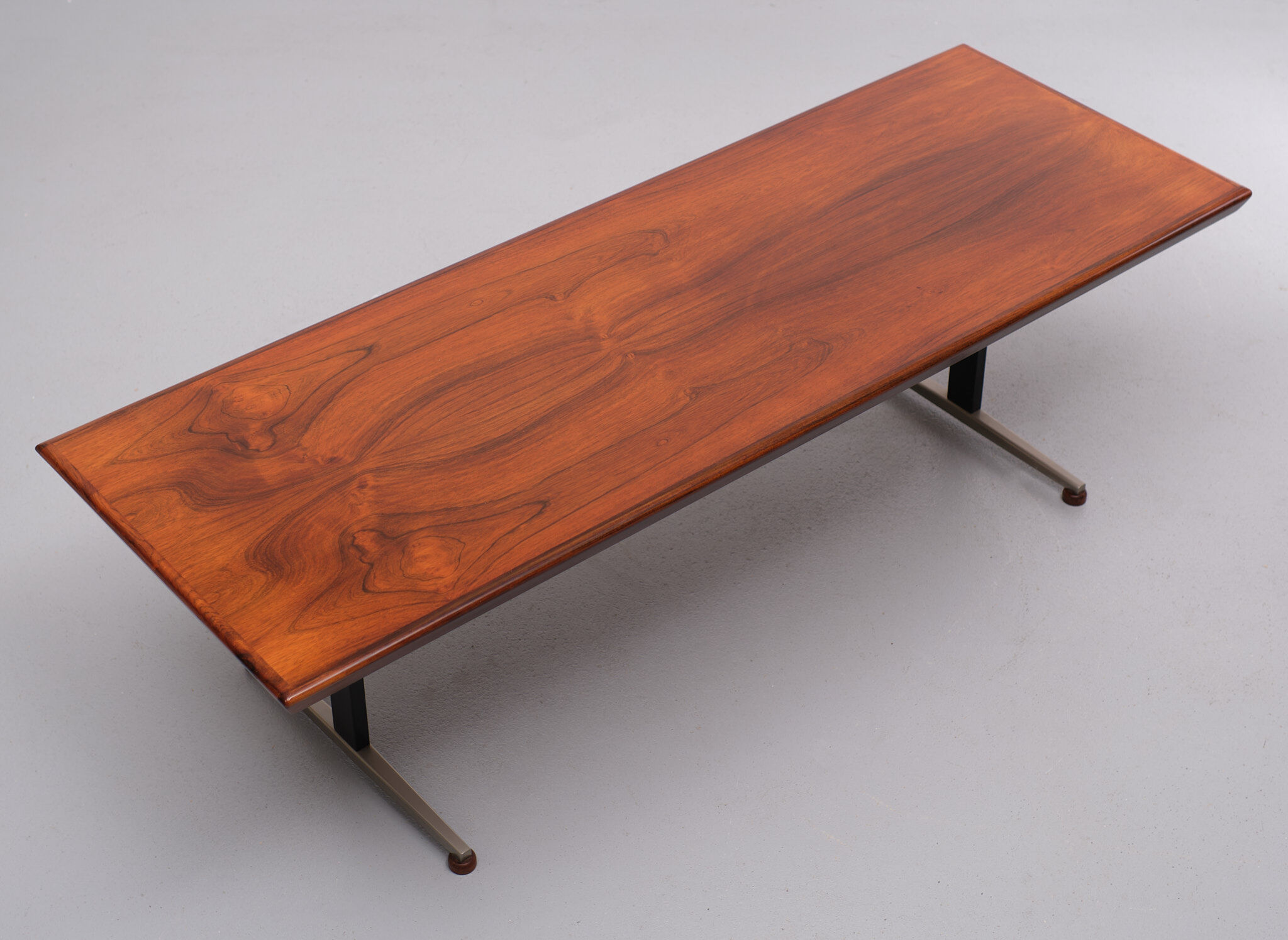 Rosewood coffee table 1960 scandinavian
